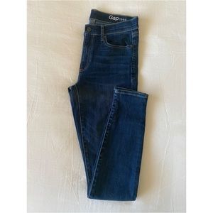 Gap True Skinny Jean